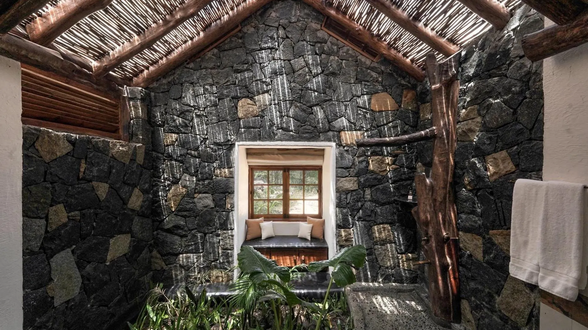 Resort Earthitects Holiday Experiences,Wayanad Kalpetta