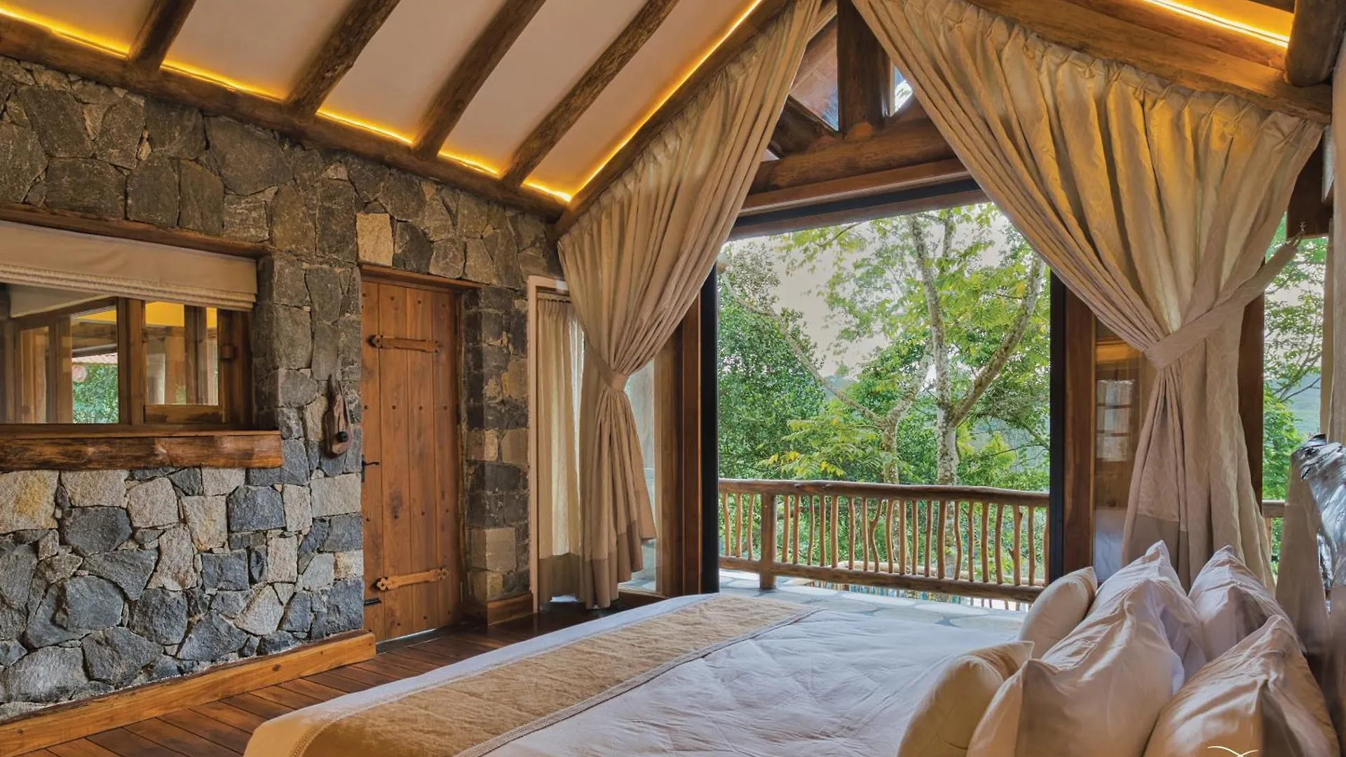Resort Earthitects Holiday Experiences,Wayanad Kalpetta